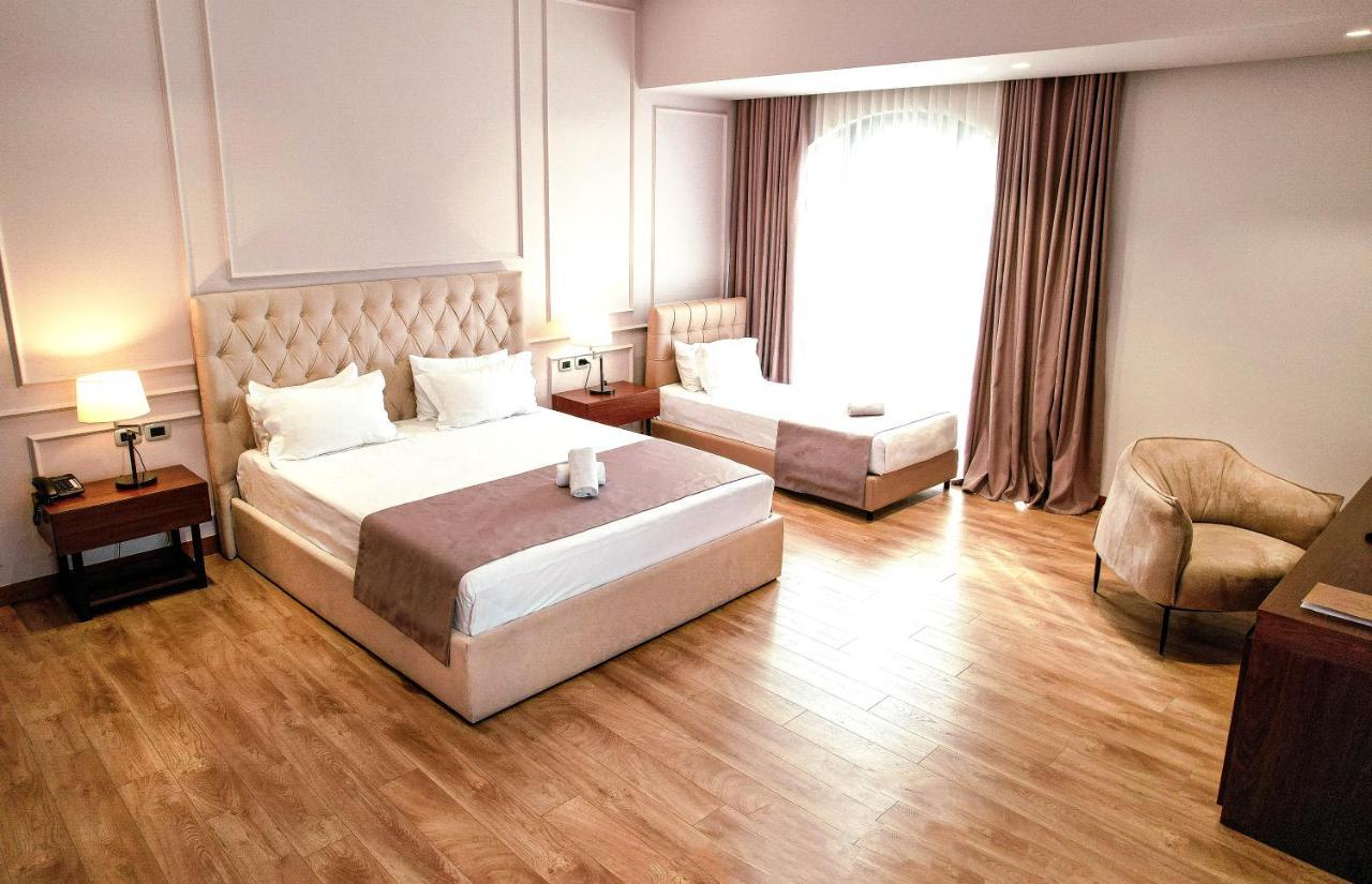 Portik Hotel Berat Kültér fotó