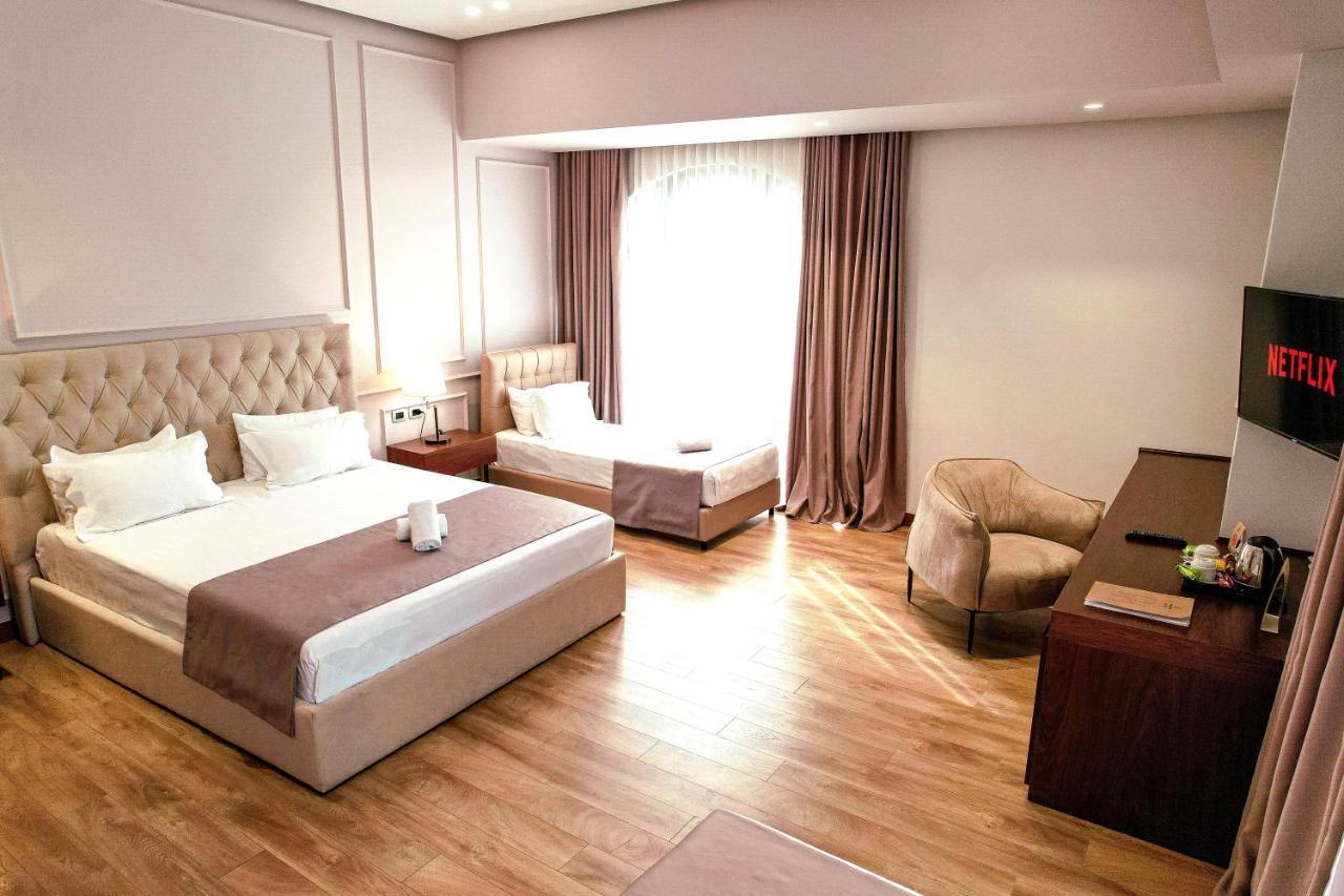Portik Hotel Berat Kültér fotó